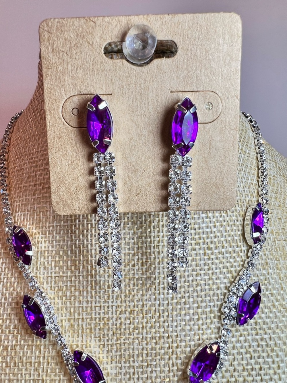 NEW PURPLE FAUX CRYSTAL RHINESTONE WEDDING PROM Y NECKLACE AND EARRINGS SET - Picture 4 of 8